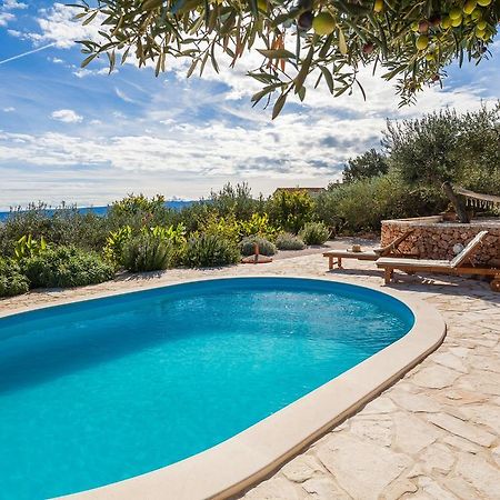Holiday Home Zlatni San - Private Heated Pool Bol Værelse billede