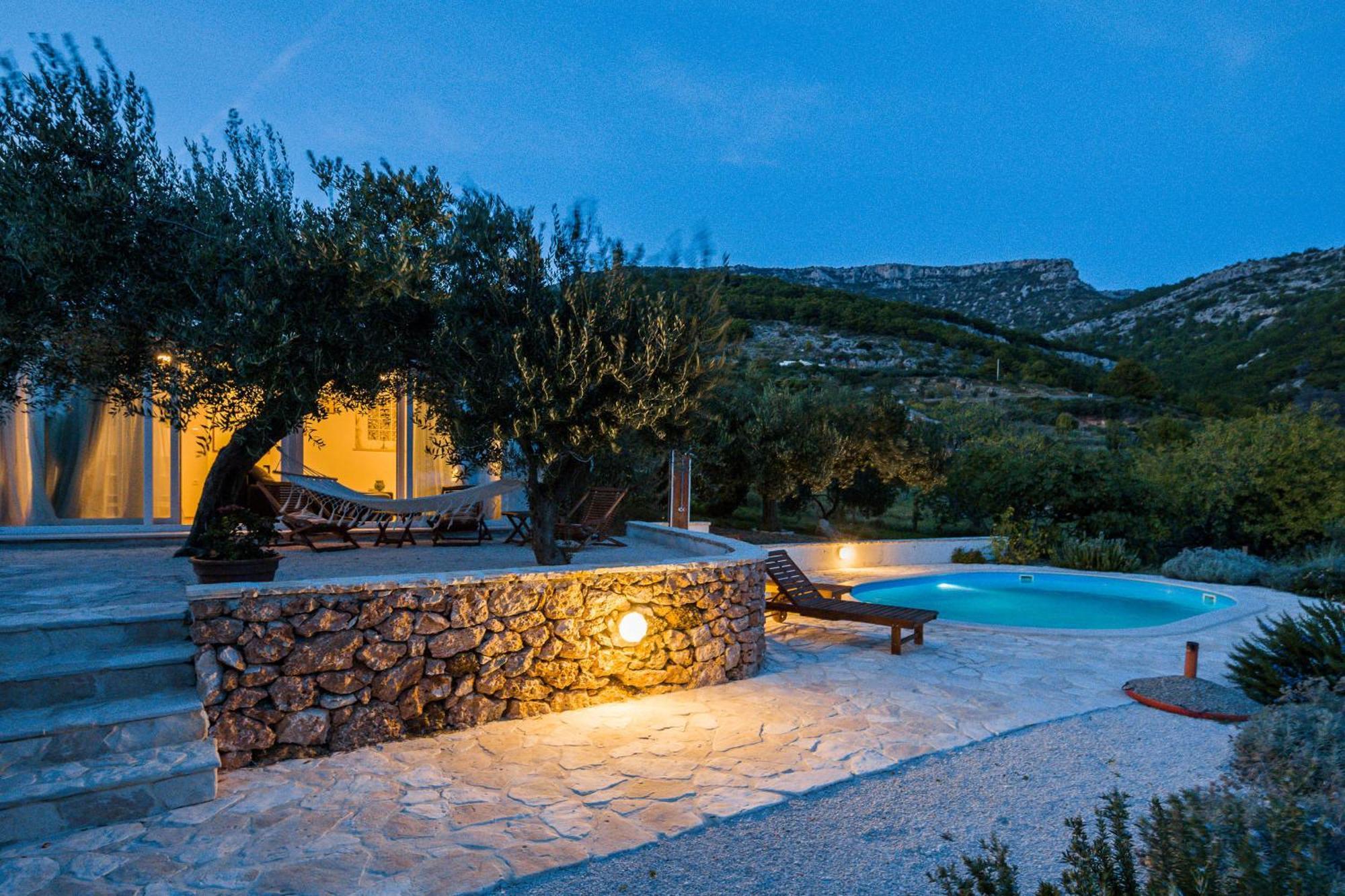 Holiday Home Zlatni San - Private Heated Pool Bol Eksteriør billede